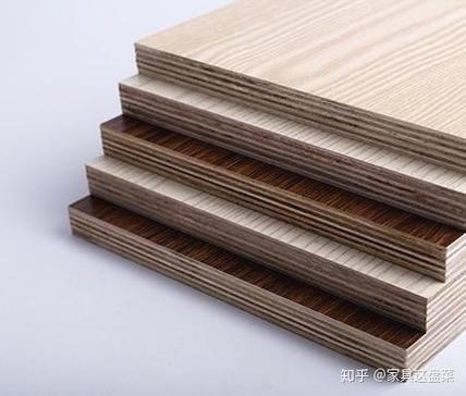定制家具板材 颗粒板实木多层还是实木镀膜板